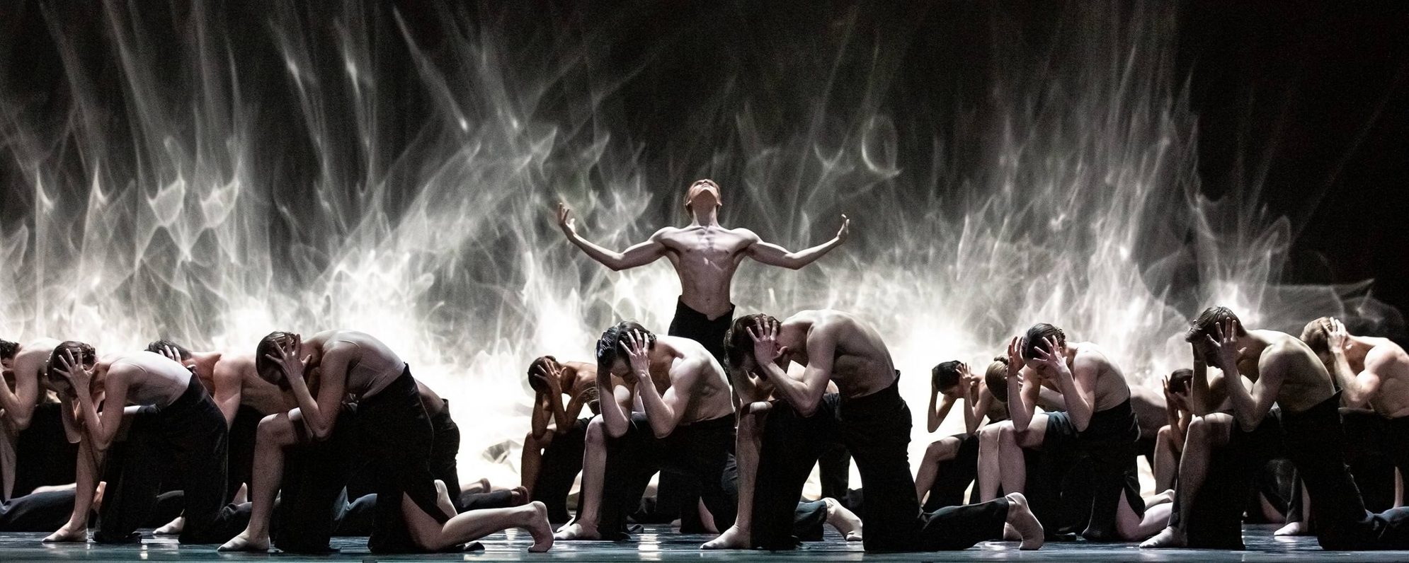 ballet dancers in show